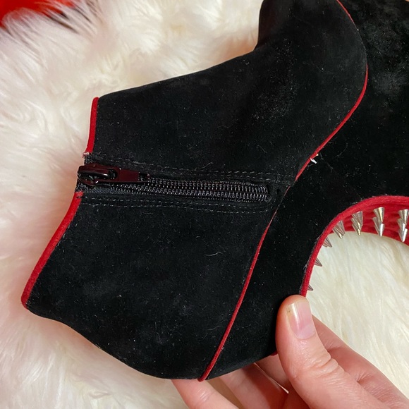 🖤Bumper suede spiked red and black heels🖤 - Picture 9 of 11
